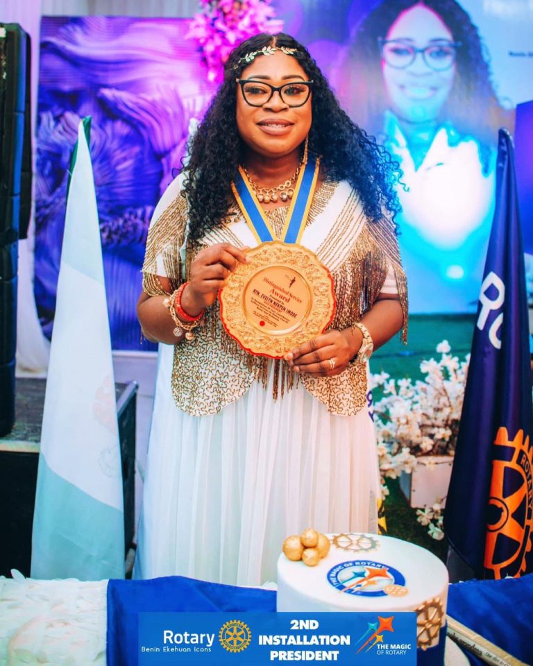 Rotary Club of Benin Ekenhuan Icons Installs Dynamic Digital President Rtn. Evelyn Nekpen Imode Amidst a Magical Rotary Year!